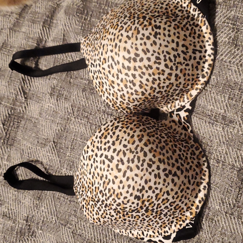 Victoria's Secret Bra 34D
